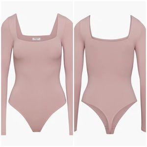 Aritzia Babaton Contour Longsleeve Bodysuit (Mauvedust)